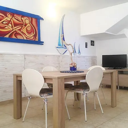 Leuca Casa Del Mare In Centro Апартаменты Леука